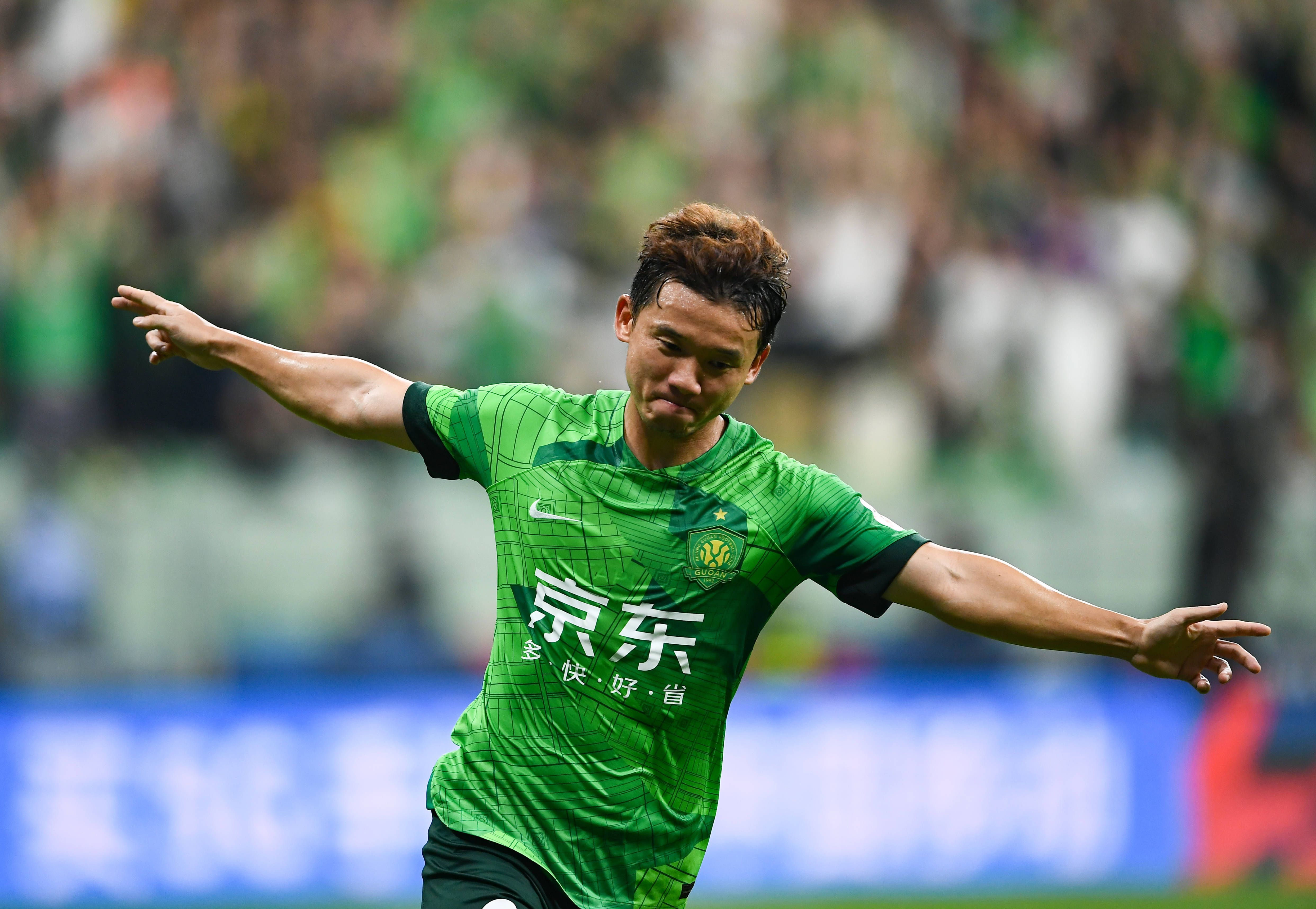 罗马目前以8胜4平5负的战绩排名意甲第6名位置，处于欧战区内，但位置并不稳固，他们需要尽量抢分提升名次，战意不低。